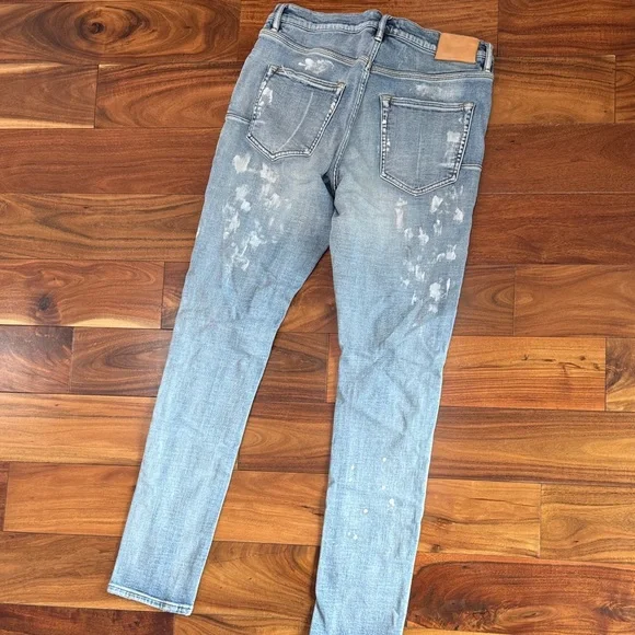 Trendy Distressed Light Blue Skinny Jeans - Picture 9 of 9